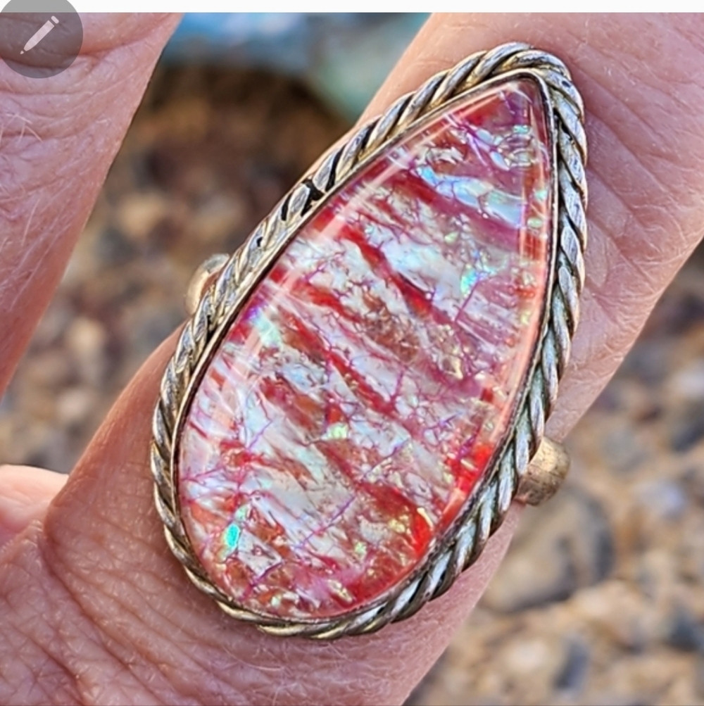 Stunning Sterling Silver  Pink Dragon Breath Opal Teardrop Ring Sz 8.5 Cocktail